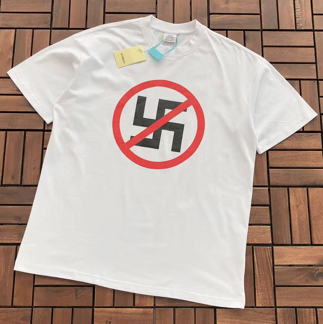 ~115 VETEMENTS T-SHIRT 66030637 (Im 185CM 80KG Iwear Size M In The Photo), photo 1