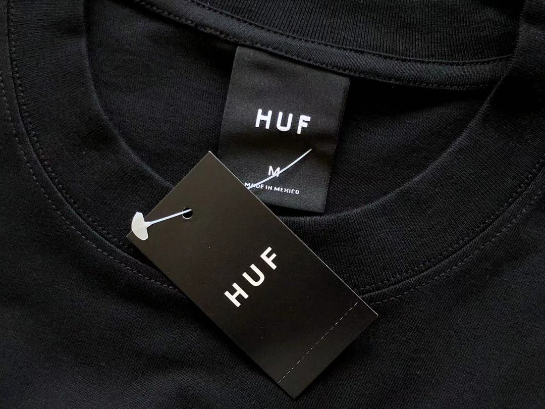 On Running ~85 HUF T-SHIRT - Image 15