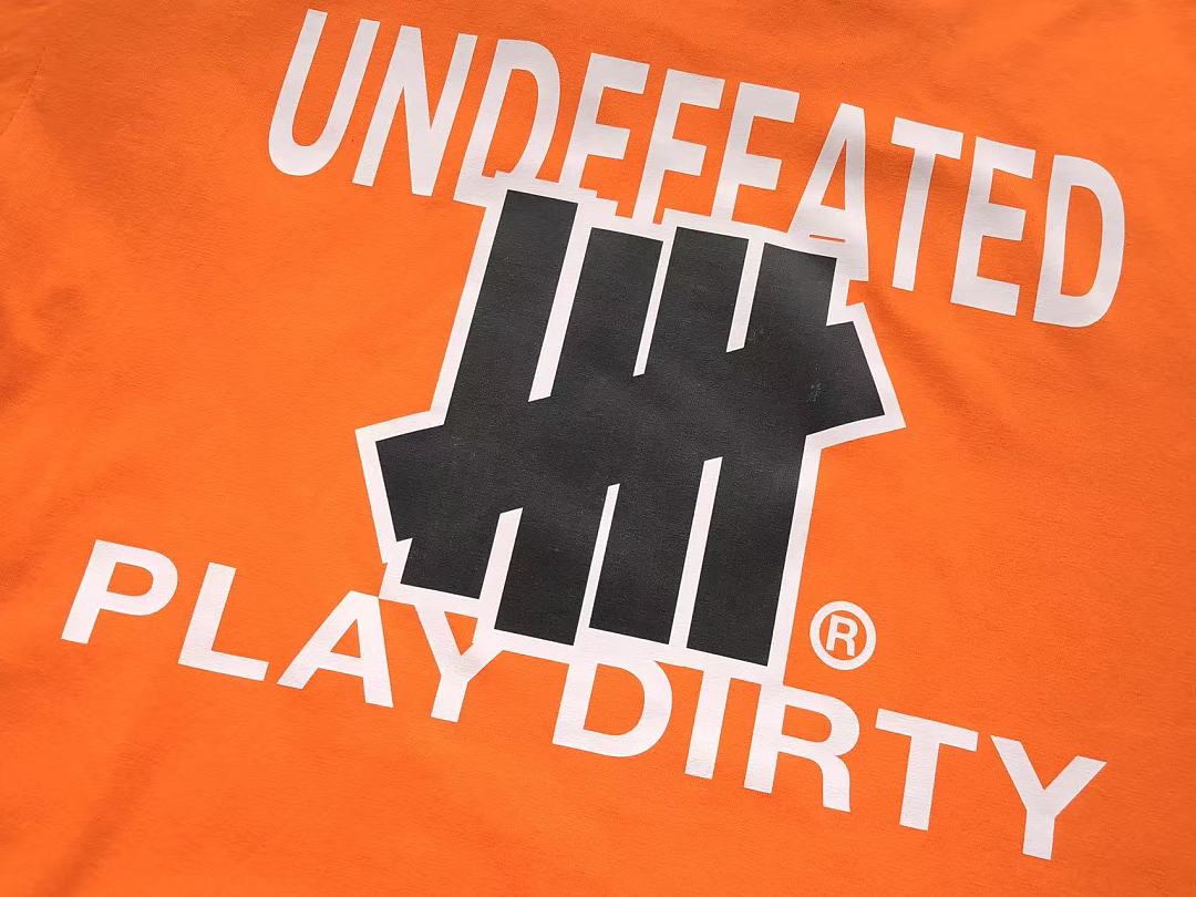 On Running ~85 UNDEFEATED T-SHIRT 55041742 (Im 185CM 80KG Iwear Size L In The Photo) - Image 19