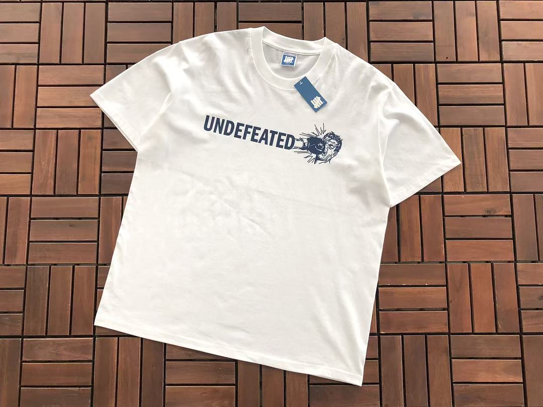 On Running ~85 UNDEFEATED T-SHIRT 55070662 (Im 185CM 80KG Iwear Size L In The Photo) - Image 7