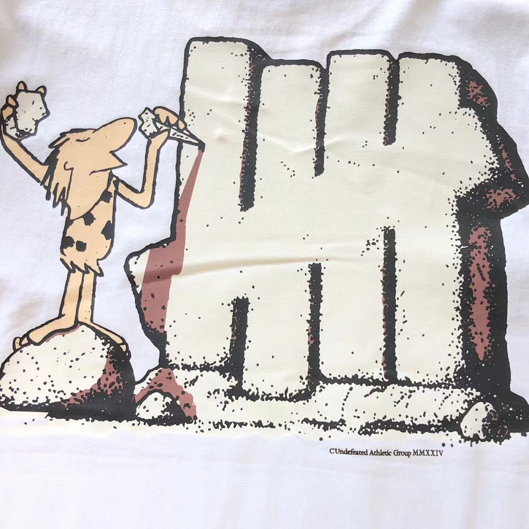 On Running ~89 UNDEFEATED T-SHIRT - Image 13