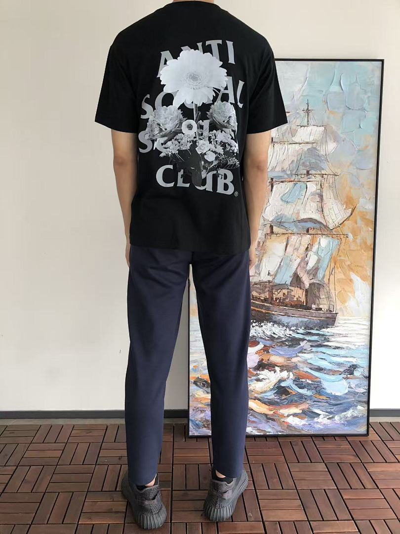 On Running ~ 85 ANTI SOCIAL CLUB T-SHIRT 55041227 (Im 185CM 70KG Iwear Size M In The Photo) - Image 4