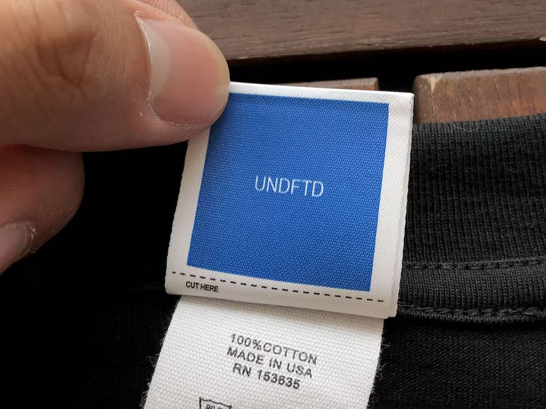 On Running ~85 UNDEFEATED T-SHIRT 55051427 (Im 185CM 80KG Iwear Size M In The Photo) - Image 24