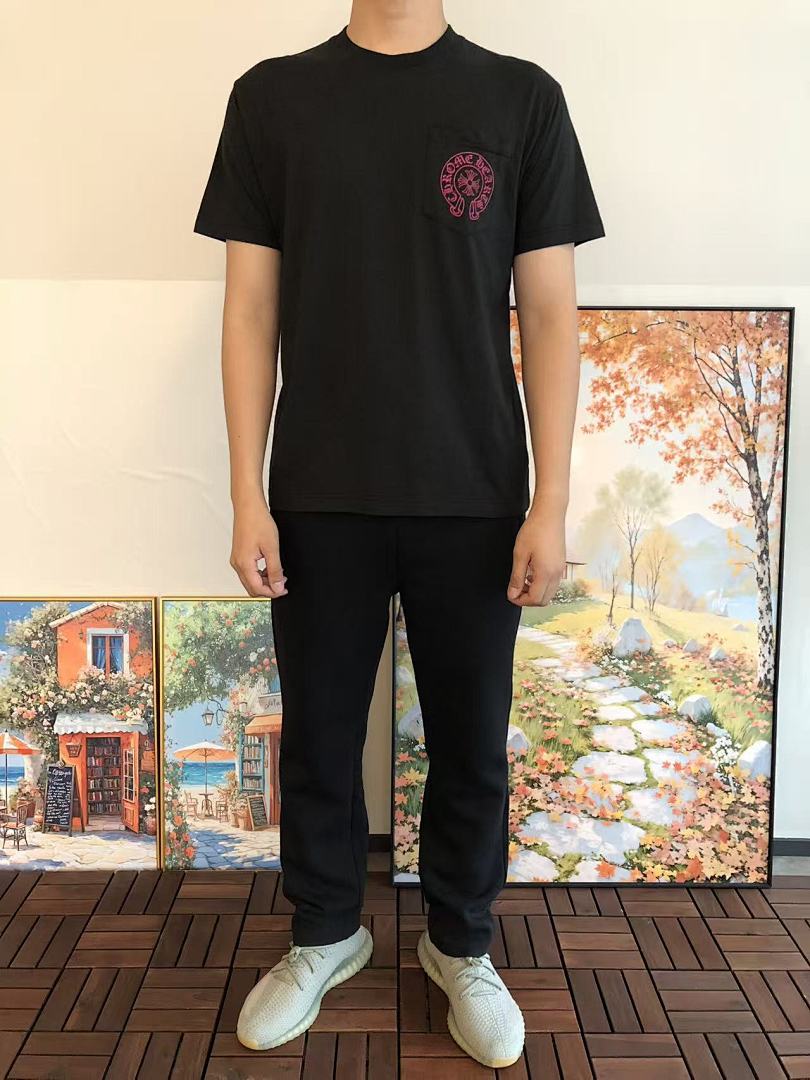 On Running ~109 CH🔥OM🔥 HE🔥RTS T-SHIRT 55022607 (Im 185CM 80KG Iwear Size S In The Photo) - Image 3