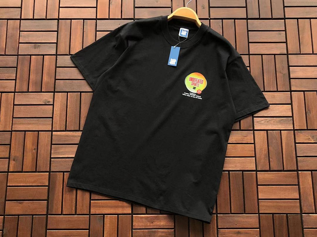 On Running ~89 UNDEFEATED T-SHIRT - Image 5