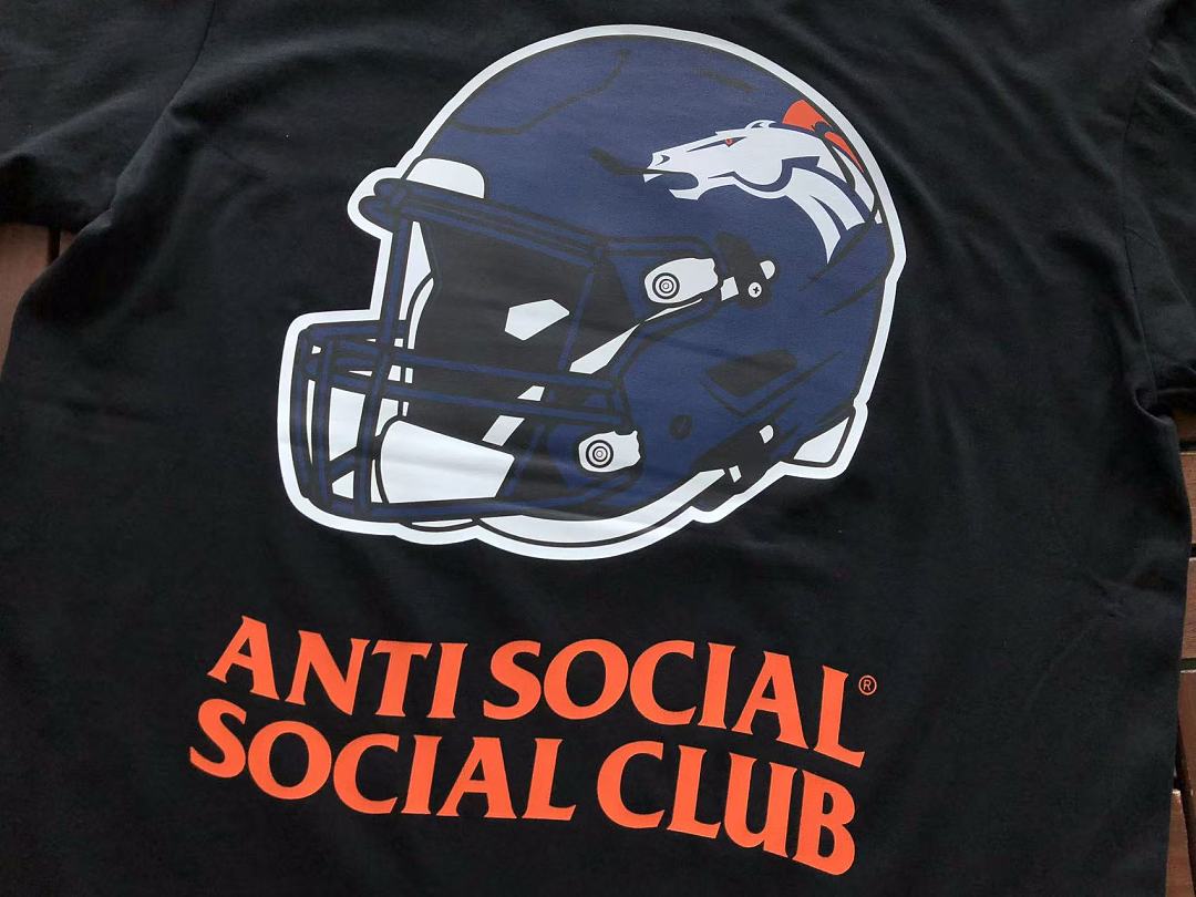 On Running ~85 ANTI SOCIAL CLUB T-SHIRT 55051848 (Im 185CM 70KG Iwear Size L In The Photo) - Image 9