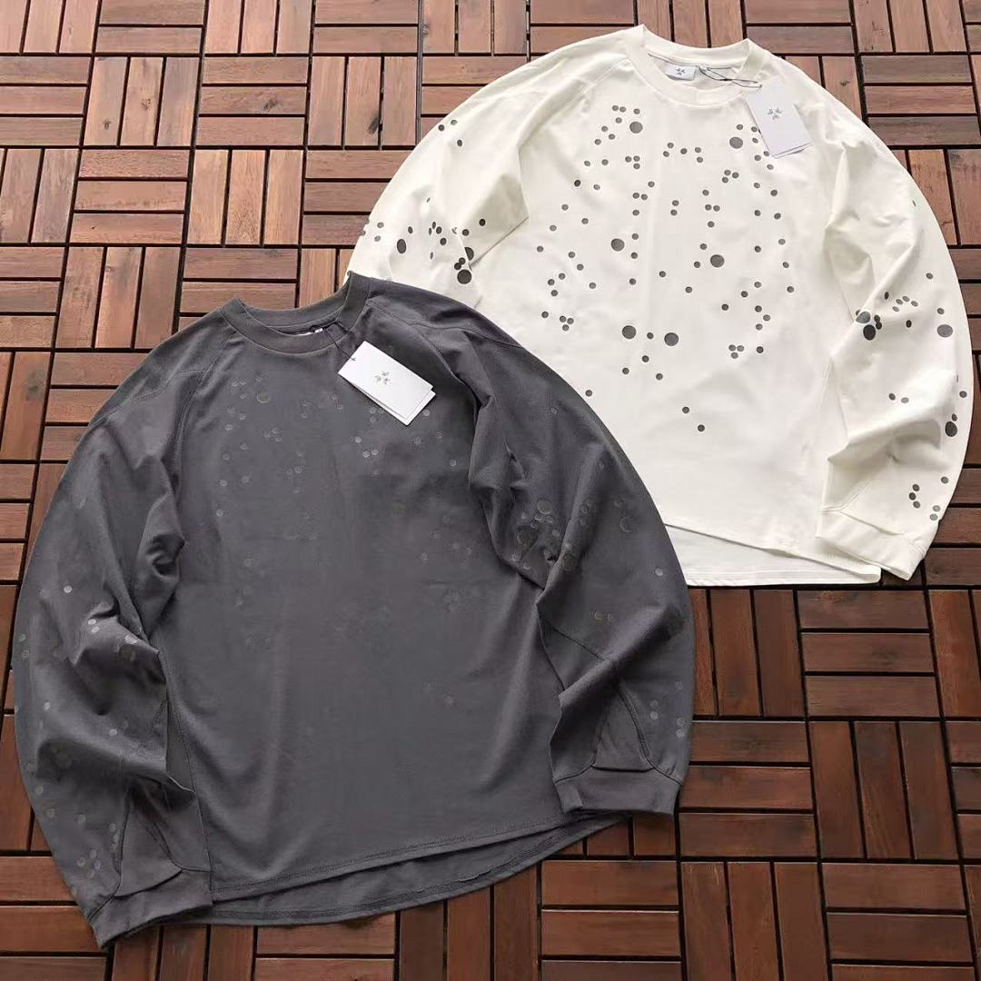 On Running On Running ~135 GOLDWIN LONG-SLEEVE 66013110 (Im 185CM 70KG Iwear Size 3 In The Photo), photo 1