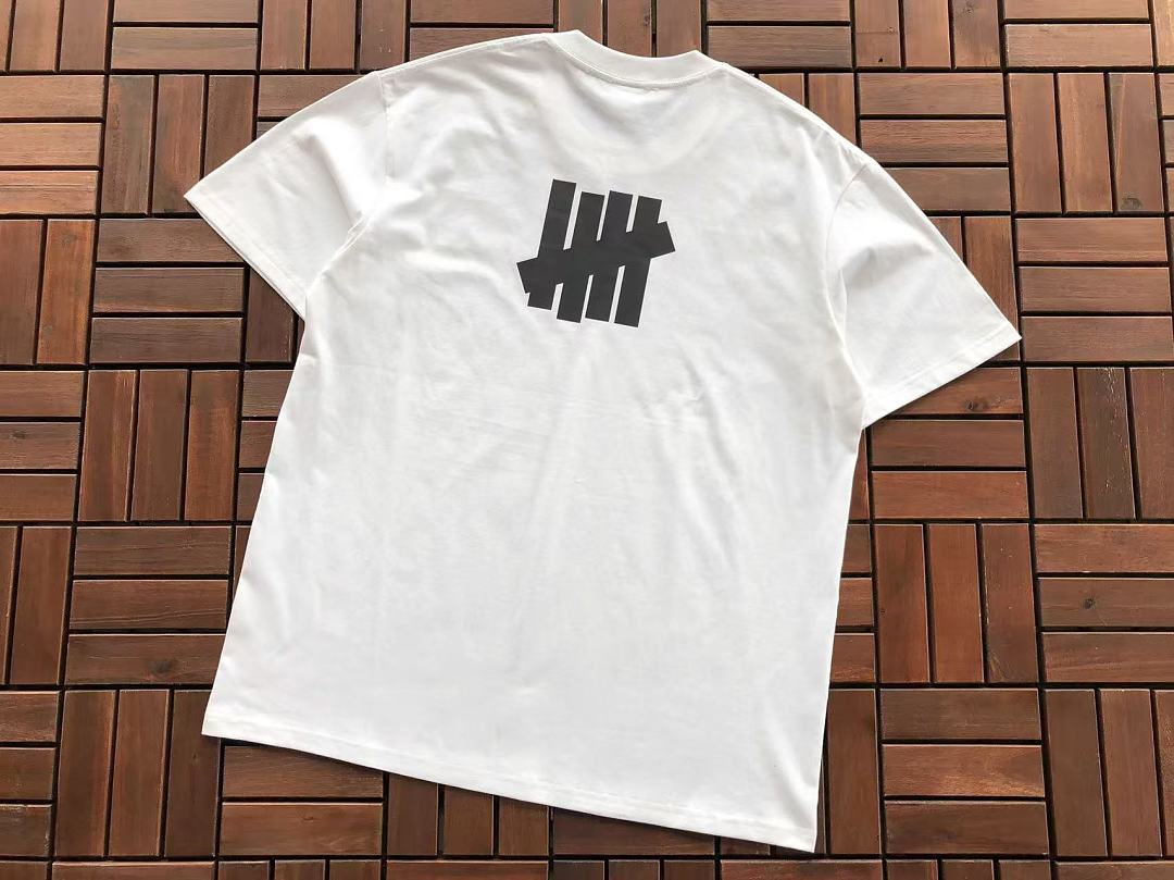 On Running ~85 UNDEFEATED T-SHIRT 55070677 (Im 185CM 80KG Iwear Size L In The Photo) - Image 11