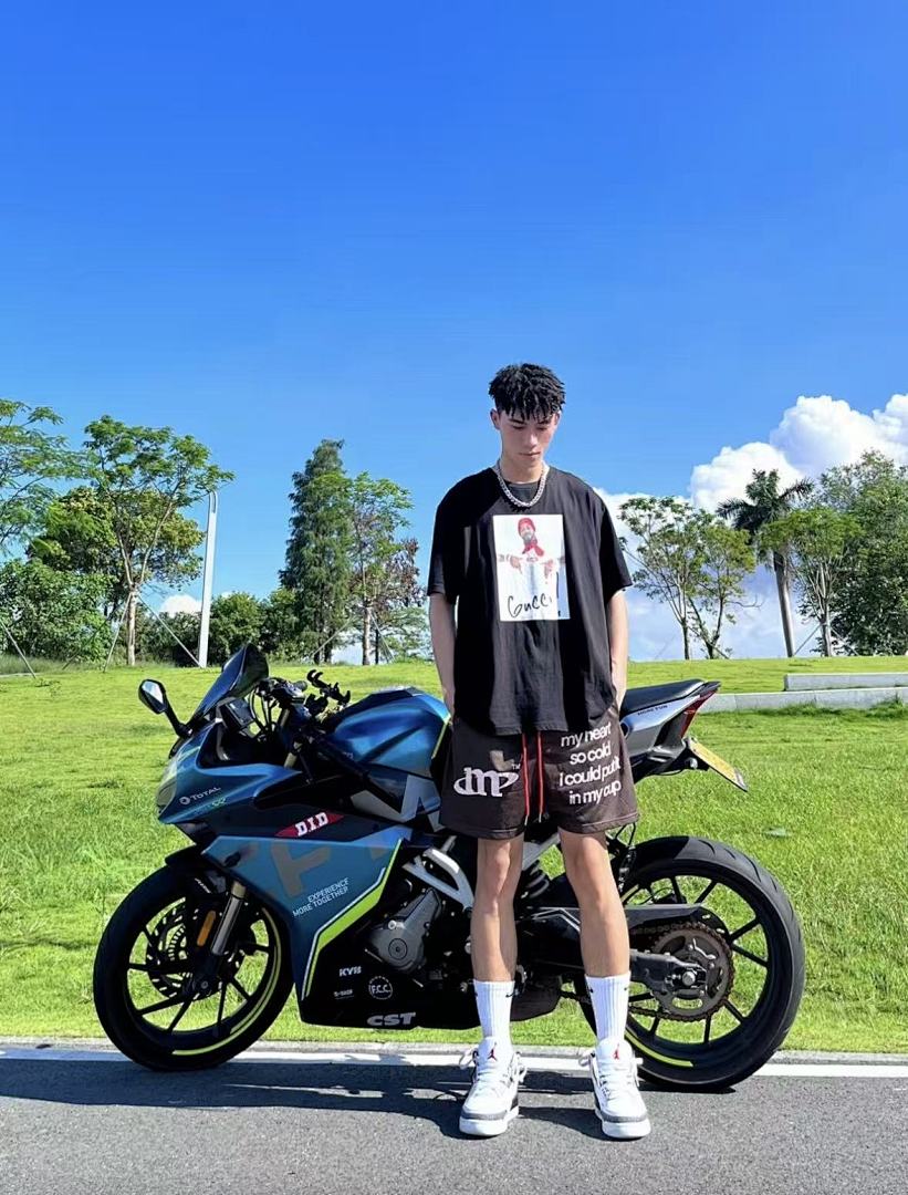 On Running ~95 S🔥P🔥E🔥E T-SHIRT 55022746 (Im 176CM 58KG Iwear Size M In The Photo) - Image 6