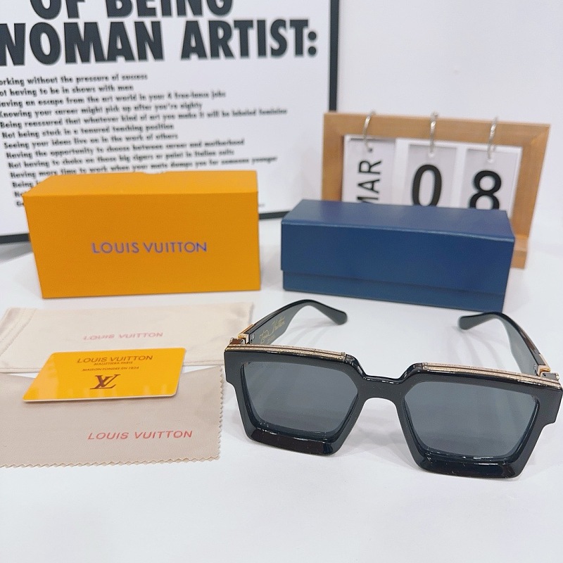 Other 169 Lš„SUNGLASSES, photo 1