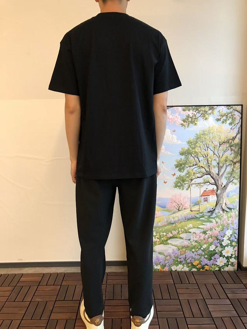 On Running ~79 ST🔥S🔥Y T-SHIRT 55040475 (Im 180CM 68KG Iwear Size L In The Photo) - Image 4