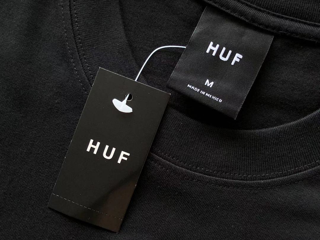 On Running ~85 HUF T-SHIRT - Image 27
