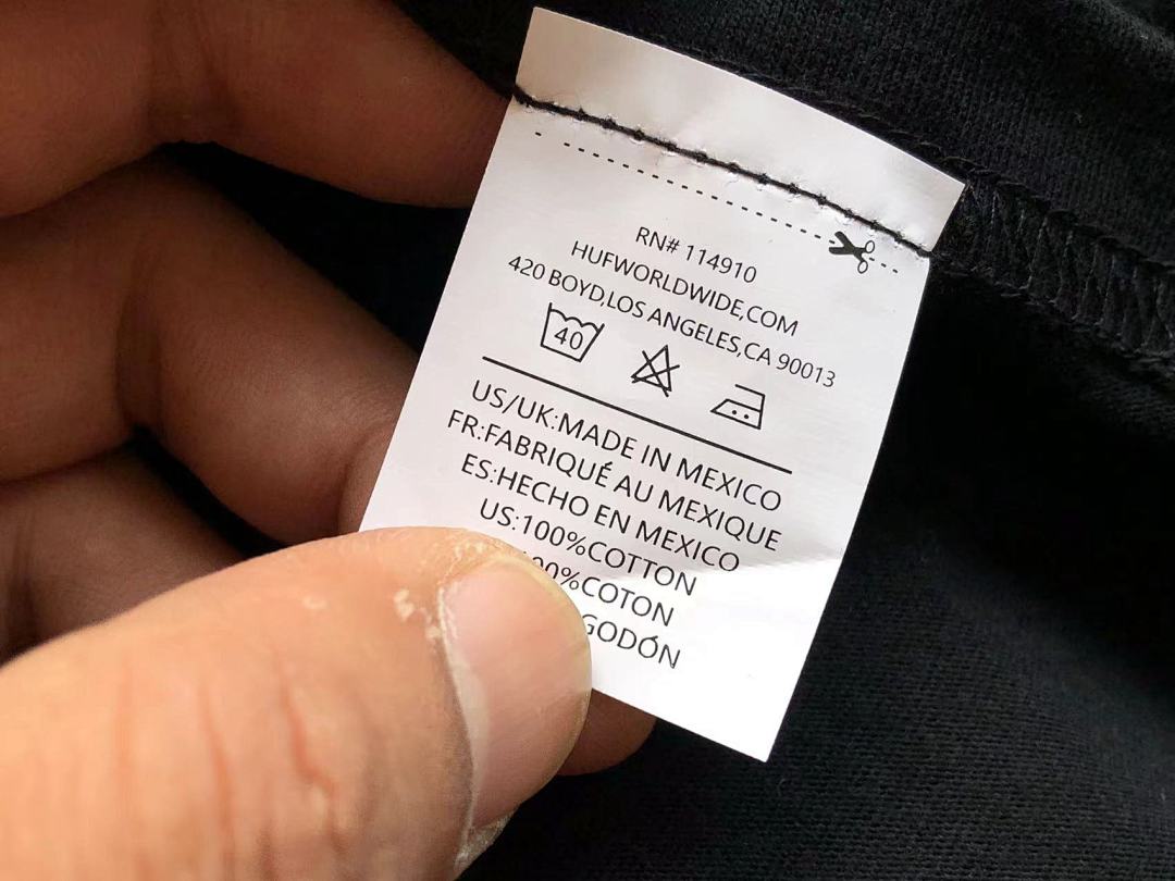 On Running ~85 HUF T-SHIRT - Image 17