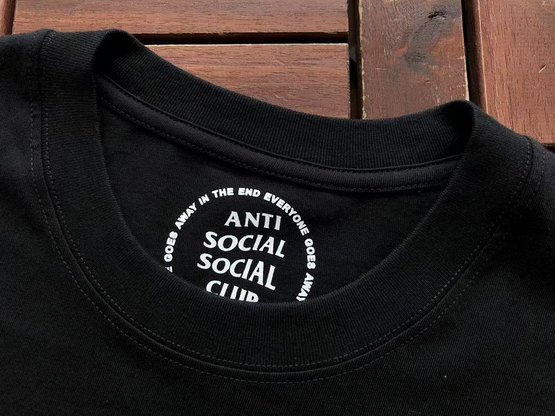 On Running ~85 ANTI SOCIAL CLUB T-SHIRT - Image 17