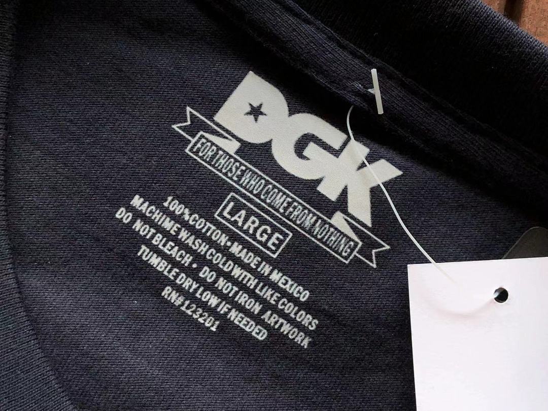 On Running ~95 DGK T-SHIRT - Image 14