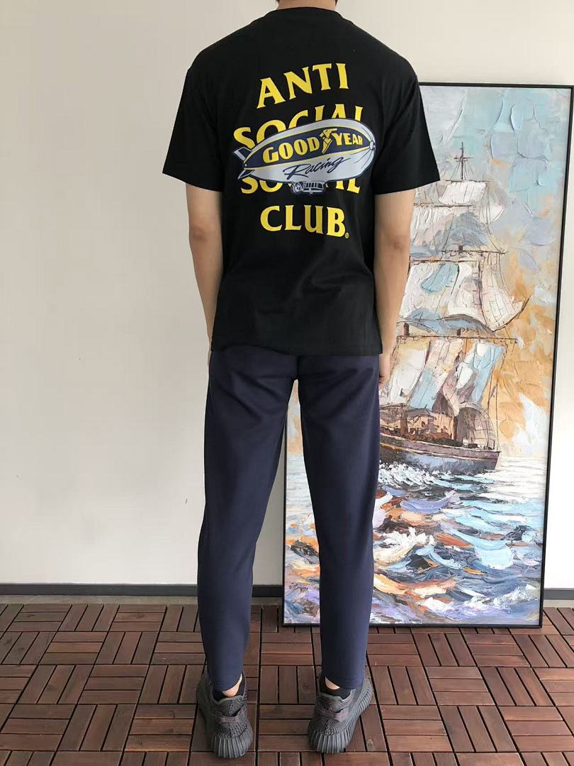 On Running ~ 85 ANTI SOCIAL CLUB T-SHIRT 55041203 (Im 185CM 70KG Iwear Size M In The Photo) - Image 5