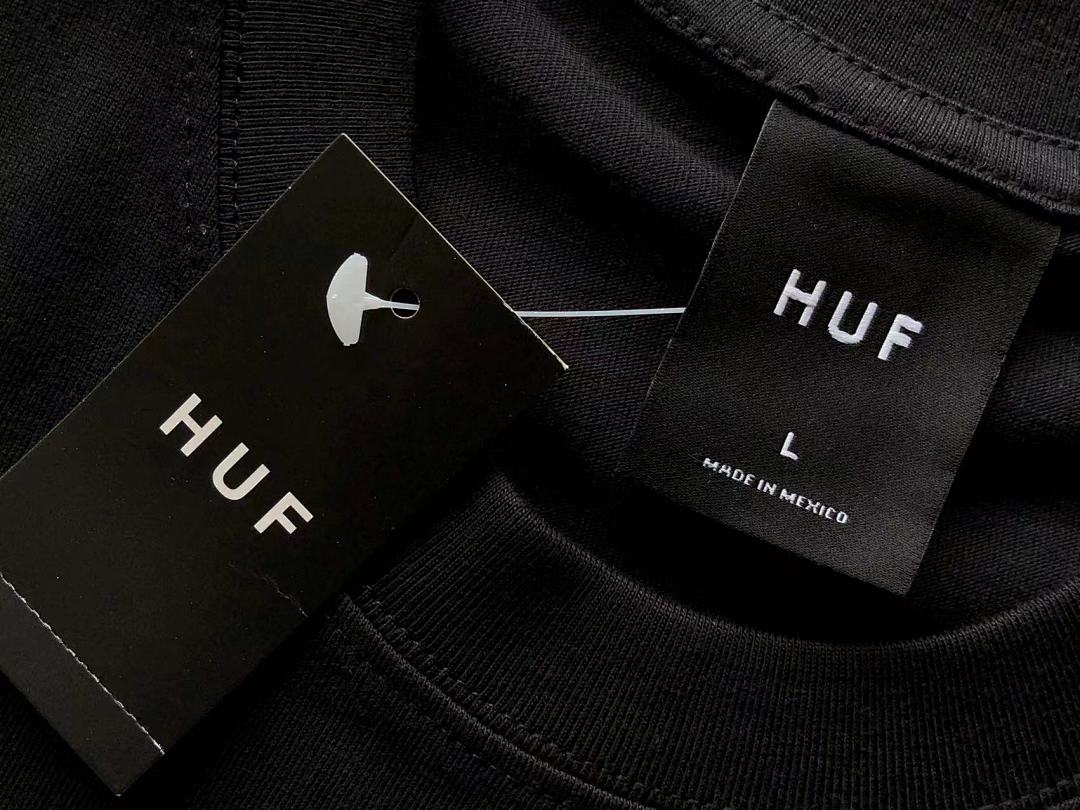 On Running ~85 HUF T-SHIRT - Image 16