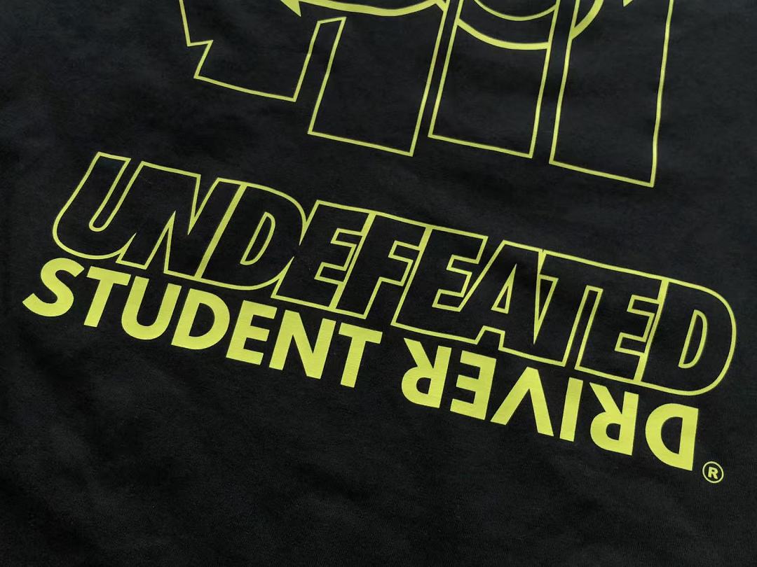 On Running ~85 UNDEFEATED T-SHIRT 55041745 (Im 185CM 80KG Iwear Size L In The Photo) - Image 20