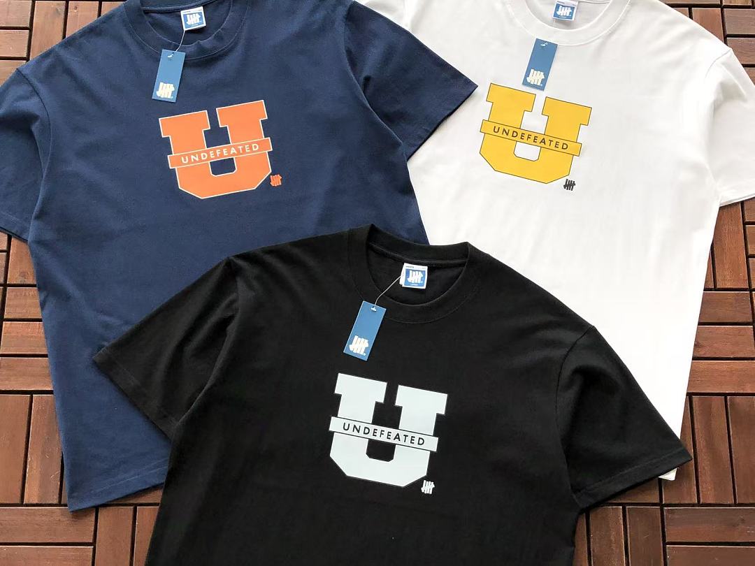 On Running ~85 UNDEFEATED T-SHIRT 55070637 (Im 185CM 80KG Iwear Size L In The Photo) - Image 6