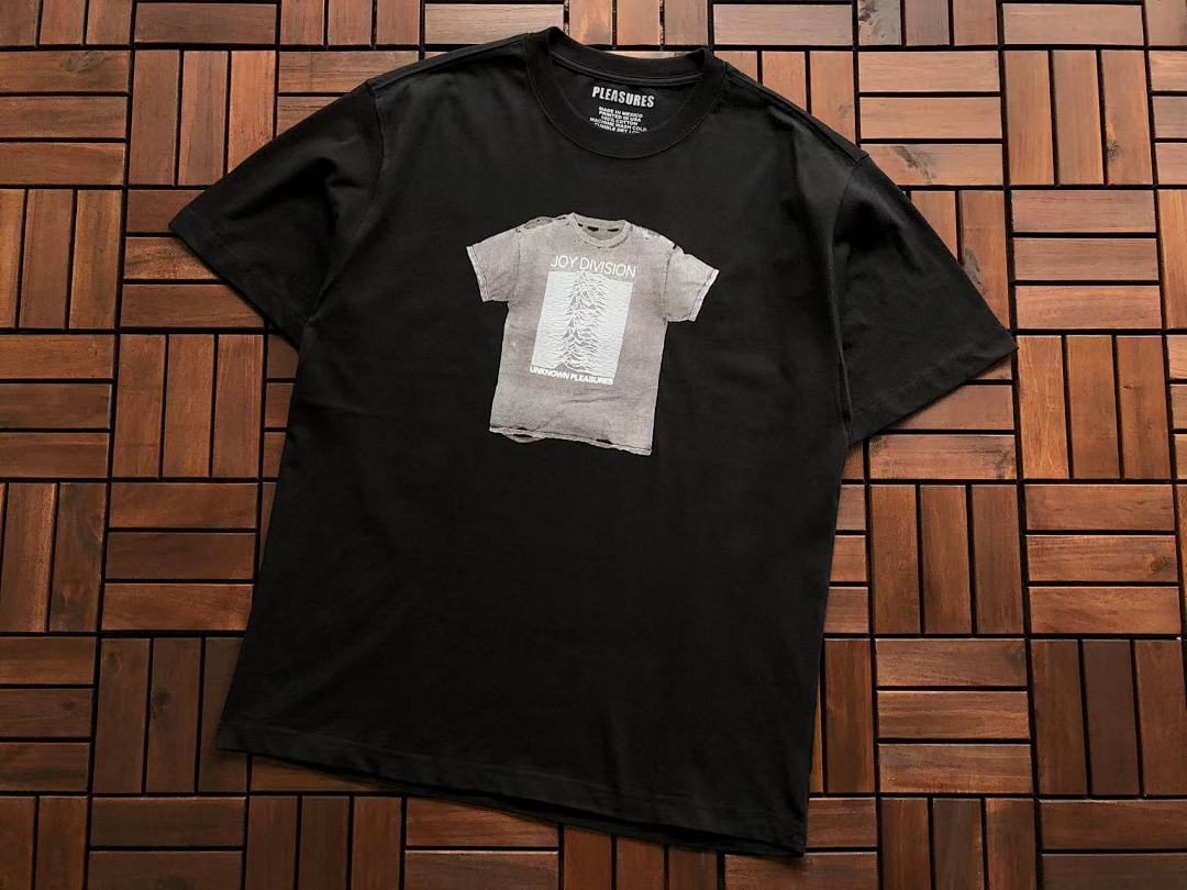 On Running ~95 PLEASURES T-SHIRT 11090246 (Im 171Cm 60Kg I Wear Size L In The Phot) - Image 10