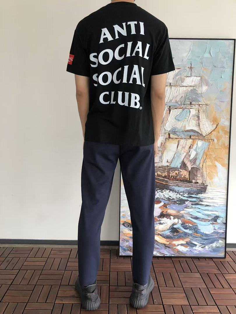 On Running ~85 ANTI SOCIAL CLUB & COCACOLA T-SHIRT 55041104 (Im 185CM 70KG Iwear Size M In The Photo) - Image 4