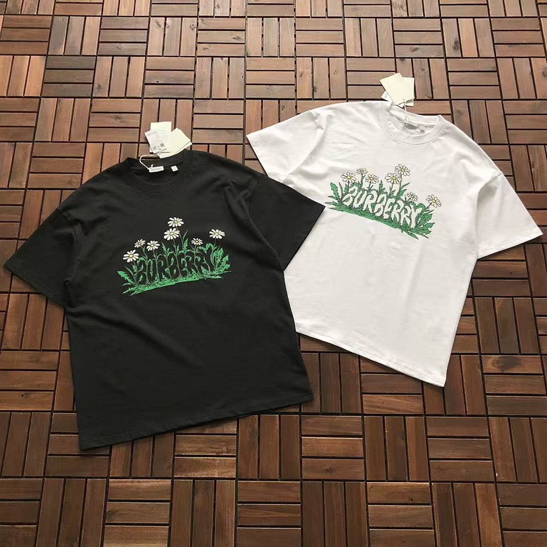 ~109 B🔥RB🔥RRY T-SHIRT 55012126 (Im 176CM 58KG Iwear Size S In The Photo), photo 1