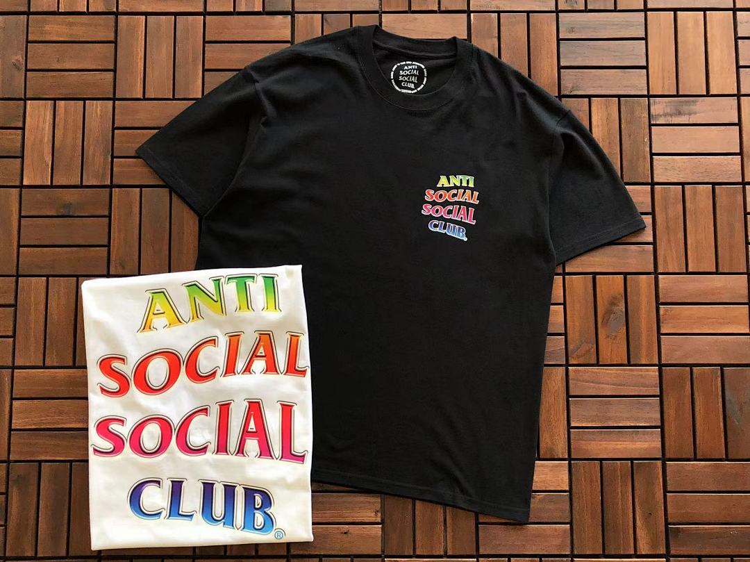On Running ~89 ANTI SOCIAL CLUB T-SHIRT - Image 3