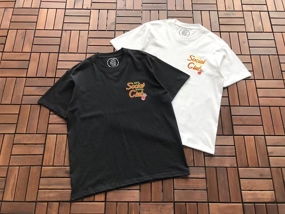 On Running ~85 ANTI SOCIAL CLUB T-SHIRT 55041713 (Im 180CM 68KG Iwear Size M In The Photo) - Image 7