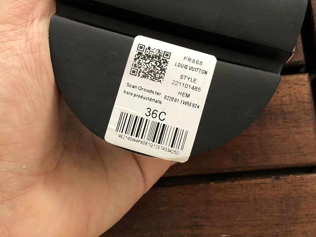 Other 125 L🔥SLIPPERS - Image 27