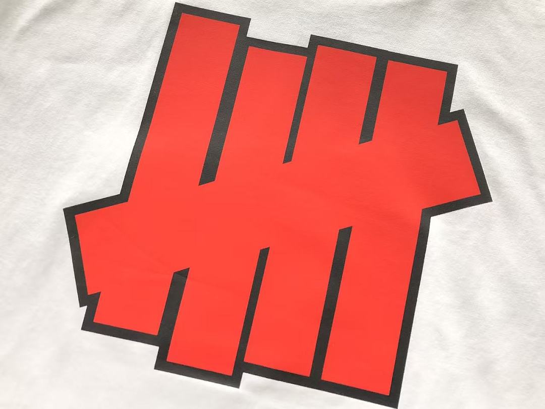 On Running ~85 UNDEFEATED T-SHIRT 55071622 (Im 185CM 70KG Iwear Size M In The Photo) - Image 16