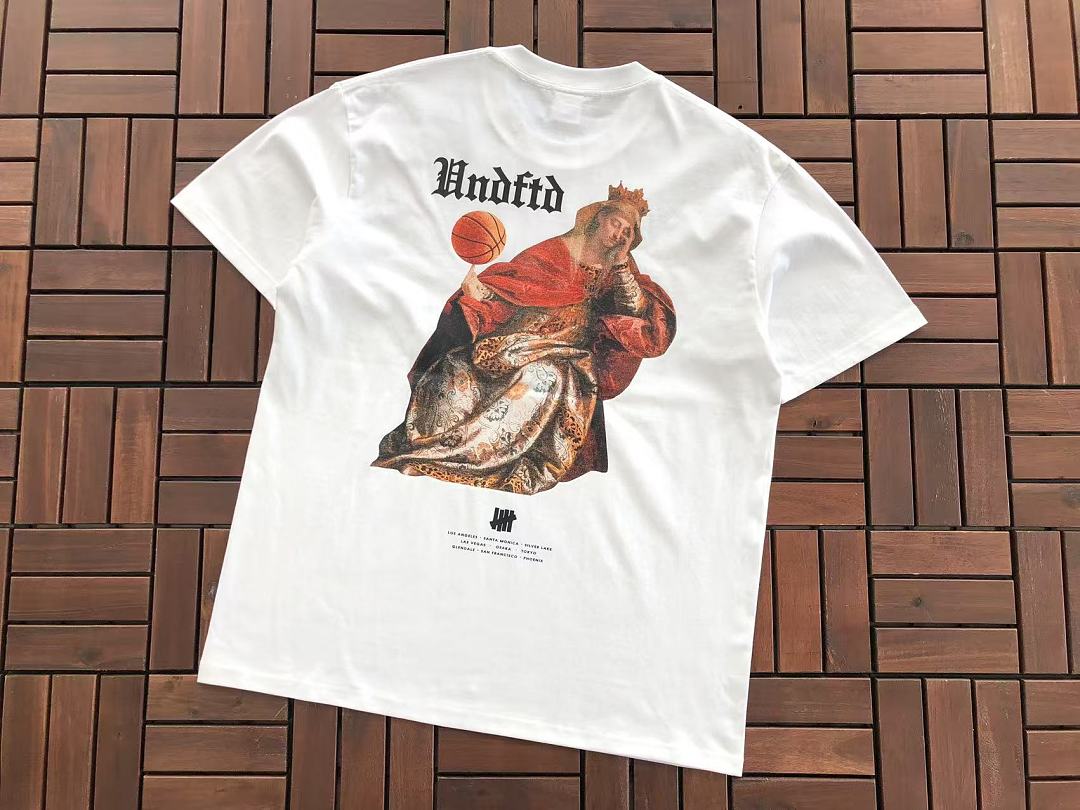 On Running ~85 UNDEFEATED T-SHIRT 55070652 (Im 185CM 80KG Iwear Size L In The Photo) - Image 11