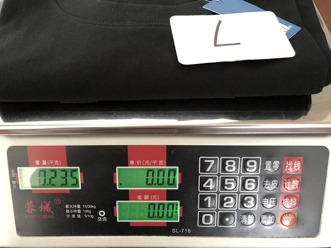 On Running ~85 UNDEFEATED T-SHIRT 55071021 (Im 185CM 70KG Iwear Size L In The Photo) - Image 25