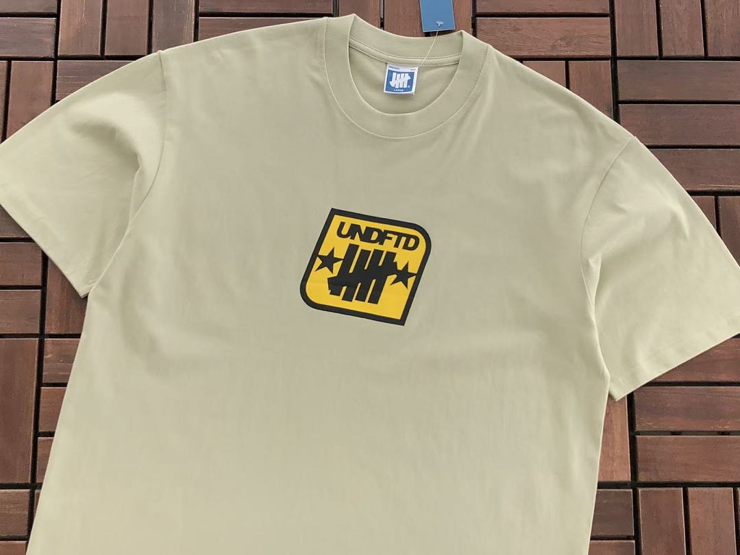 On Running ~85 UNDEFEATED T-SHIRT 55052147 (Im 185CM 80KG Iwear Size L In The Photo) - Image 10