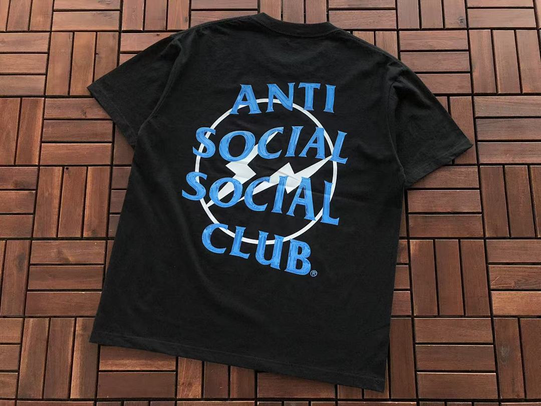 On Running ~85 ANTI SOCIAL CLUB T-SHIRT 55041218 (Im 185CM 70KG Iwear Size L In The Photo) - Image 10