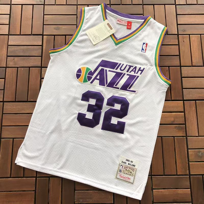 79 NBA BASKETBALL 88042629 (Im 176CM 58KG Iwear Size M In The Photo), photo 1