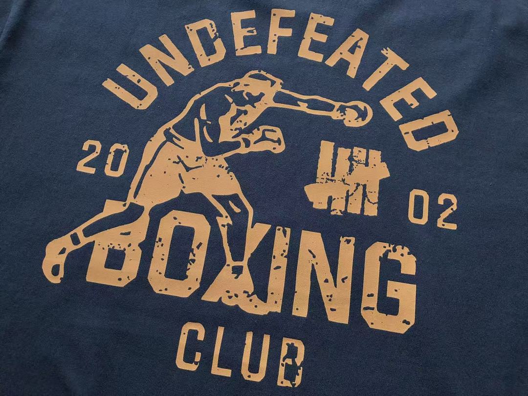 On Running ~85 UNDEFEATED T-SHIRT 11123011 (Im 180CM 68KG Iwear Size L In The Photo) - Image 16