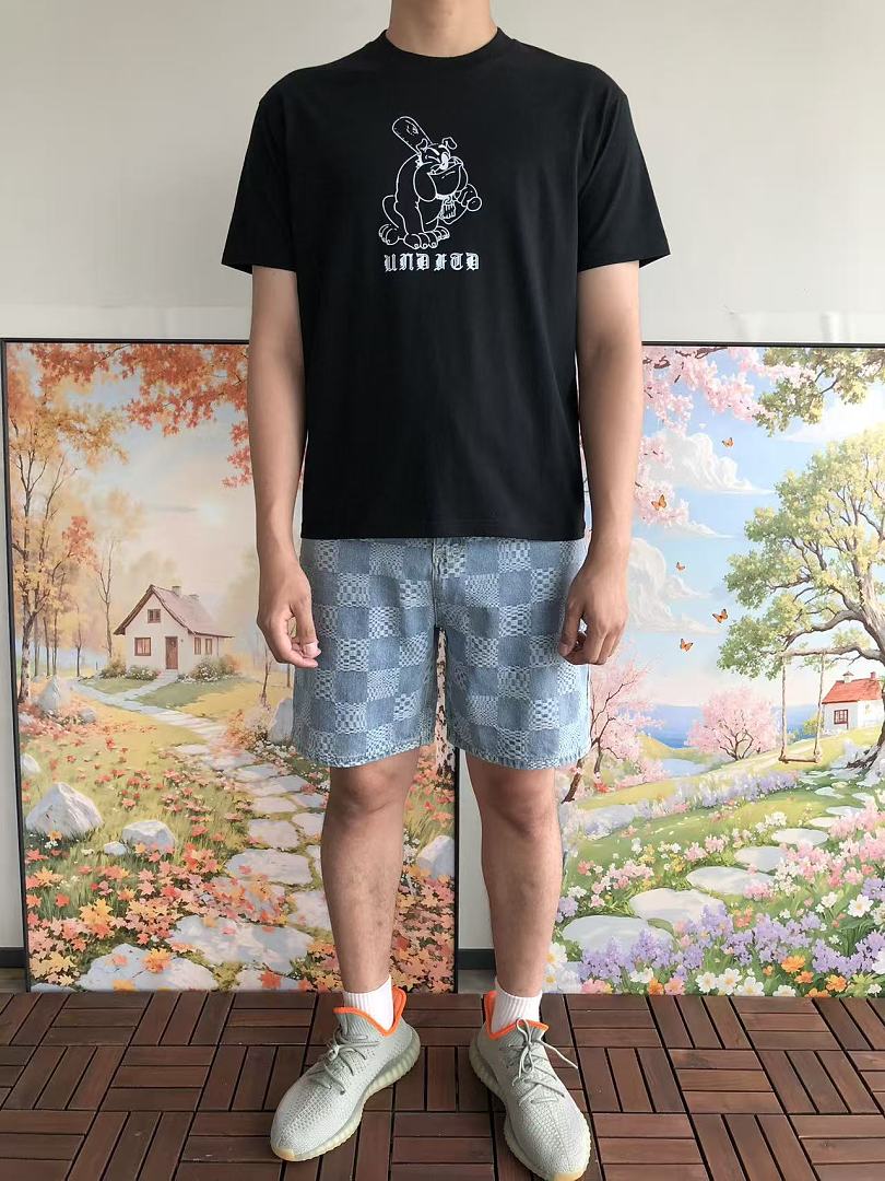On Running ~85 UNDEFEATED T-SHIRT 55051360 (Im 185CM 80KG Iwear Size M In The Photo) - Image 4