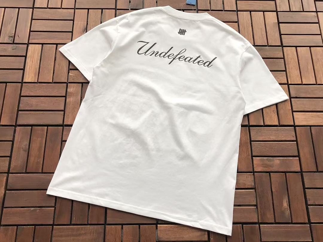 On Running ~ 85 UNDEFEATED T-SHIRT 55041746 (Im 185CM 80KG Iwear Size L In The Photo) - Image 13