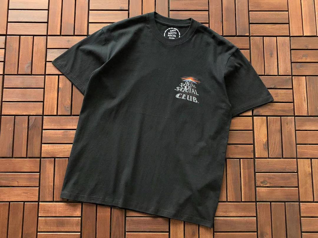 On Running ~89 ANTI SOCIAL CLUB T-SHIRT - Image 6