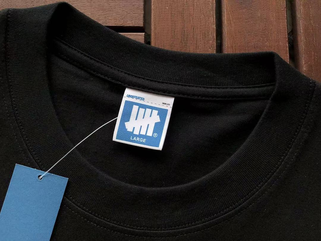 On Running ~ 85 UNDEFEATED T-SHIRT 55070687 (Im 185CM 80KG Iwear Size L In The Photo) - Image 19