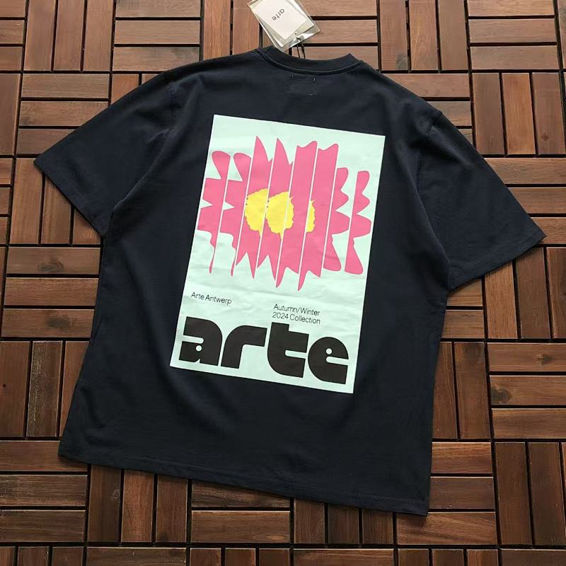 ~85 AR🔥E AN🔥W🔥RP T-SHIRT 77012052 (Im 176CM 58KG Iwear Size M In The Photo), photo 1