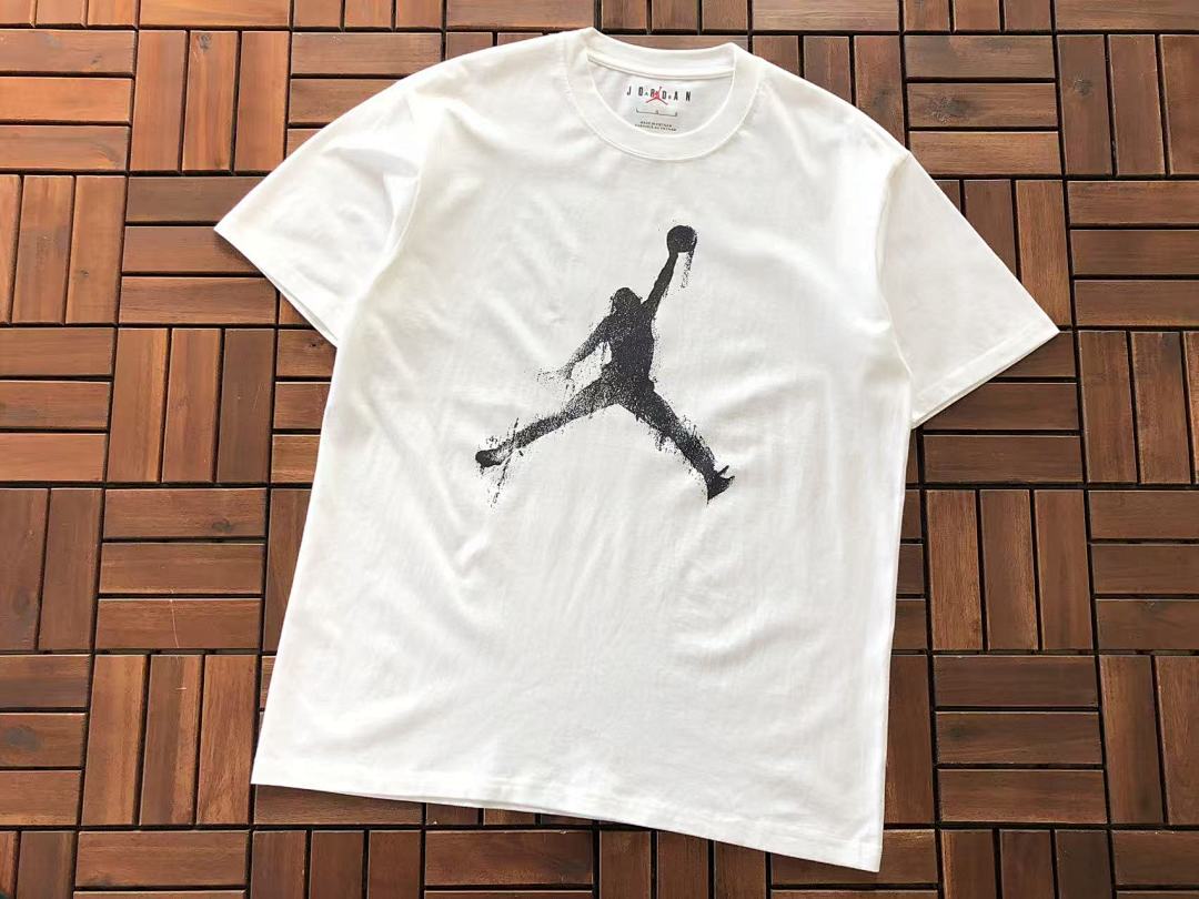 On Running ~89 AIR J🔥RD🔥N T-SHIRT 11111424 (Im 185CM 80KG Iwear Size M In The Photo) - Image 10