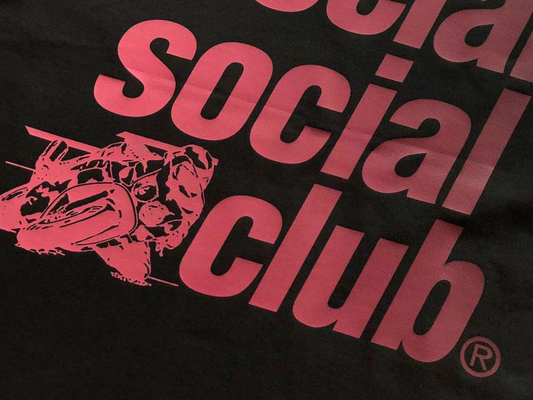 On Running ~89 ANTI SOCIAL CLUB T-SHIRT - Image 9