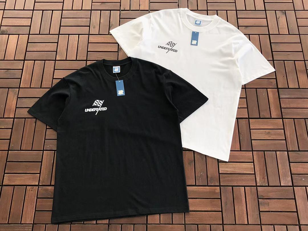 On Running ~85 UNDEFEATED T-SHIRT 55070679 (Im 185CM 80KG Iwear Size L In The Photo) - Image 7