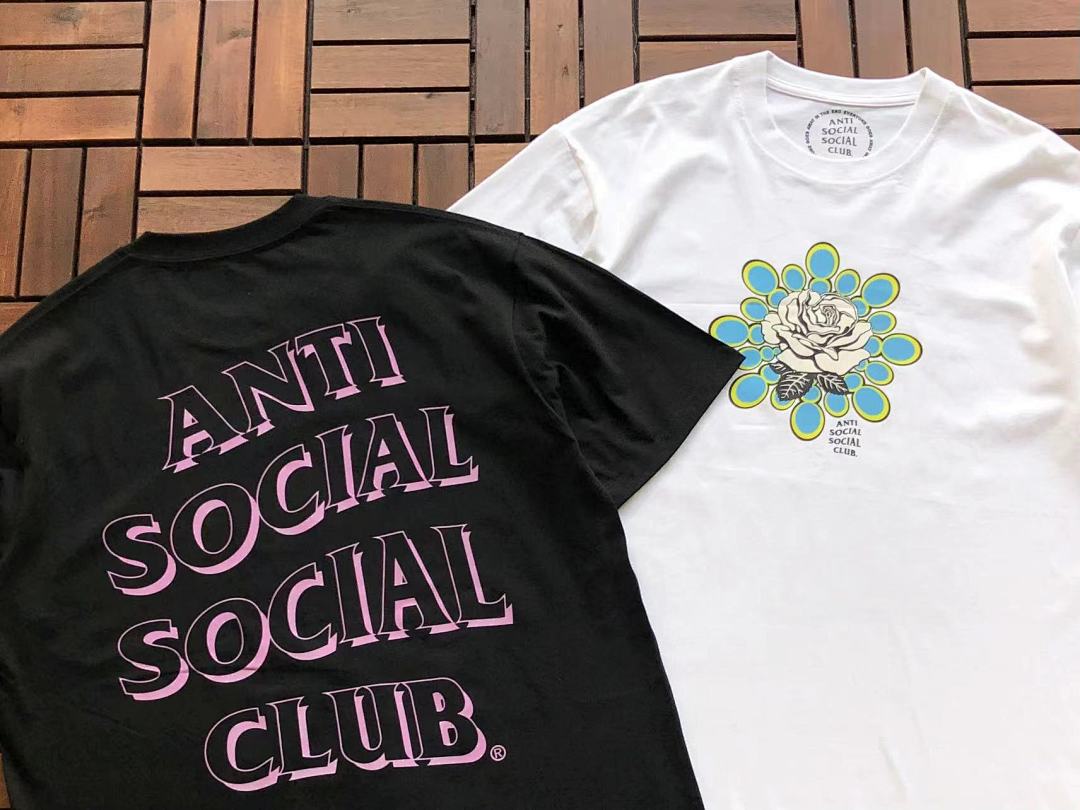 On Running ~88 ANTI SOCIAL CLUB T-SHIRT - Image 4