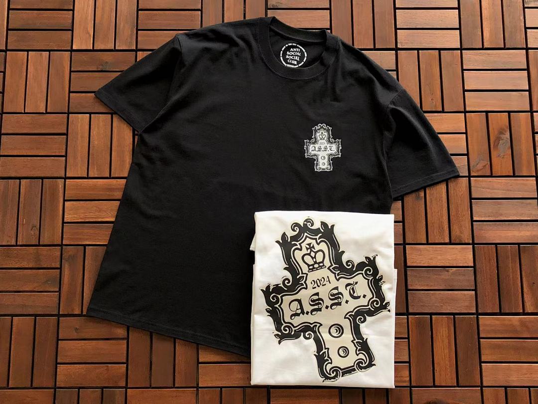 On Running ~89 ANTI SOCIAL CLUB T-SHIRT - Image 3