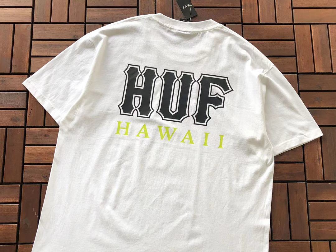 On Running ~85 HUF T-SHIRT - Image 10