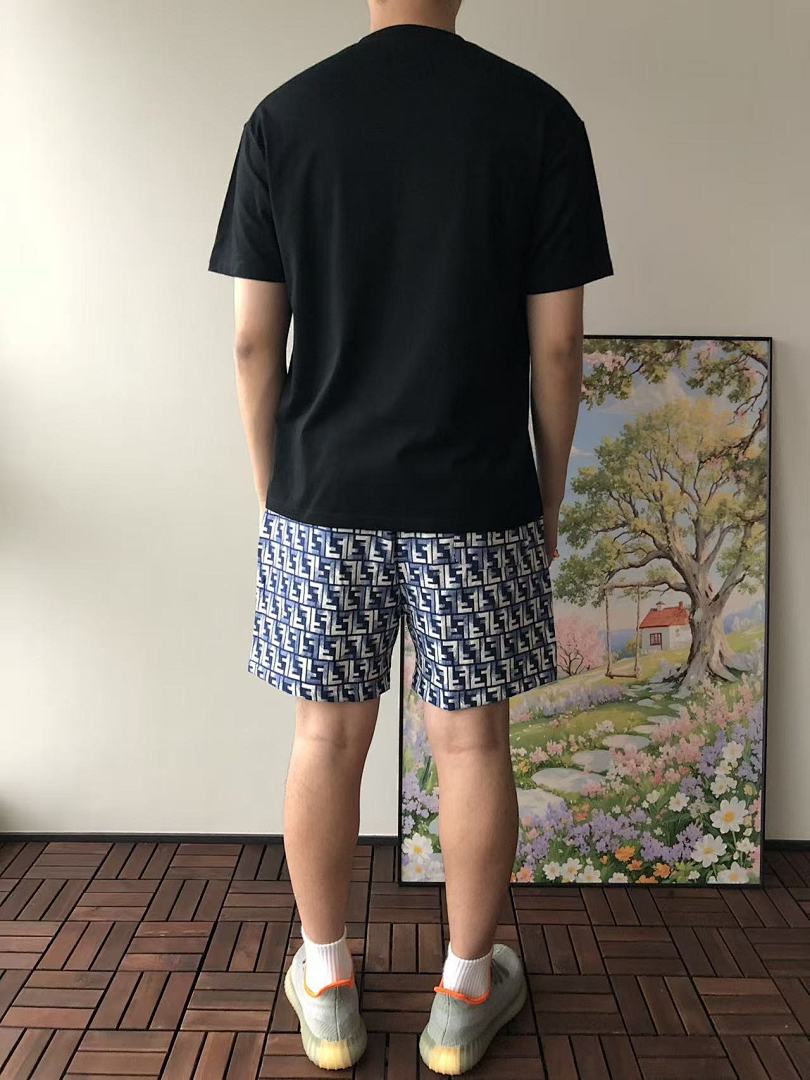 On Running ~79 ST🔥S🔥Y T-SHIRT 55040400 (Im 185CM 80KG Iwear Size L In The Photo) - Image 4