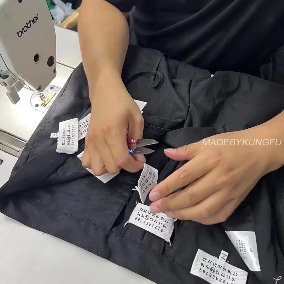 【A+ Item ID 8354 Maison-Margiela-2023Ss- Margiela Drawstring Trousers -100% Wool Fabric - Image 35