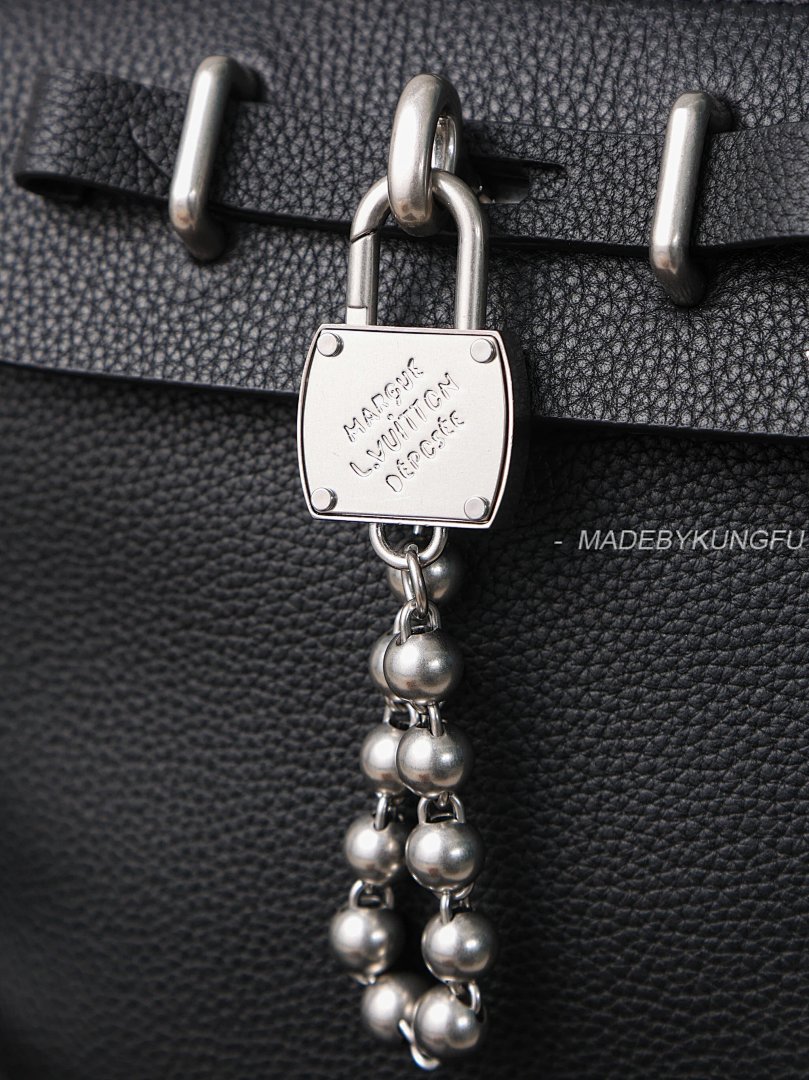 【A+ Item ID 8483 Haute Couture (Steeler-15- Metal Pearl Pendant Flip Bag Show Lock) - Image 12